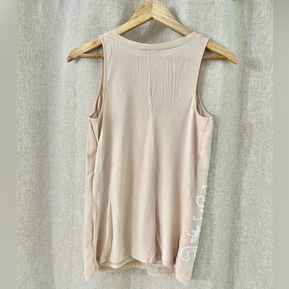 Express beaded cream blouse - Picture 5 of 5